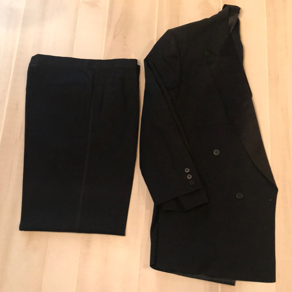 Giorgio Armani Le Collezioni tuxedo formal black